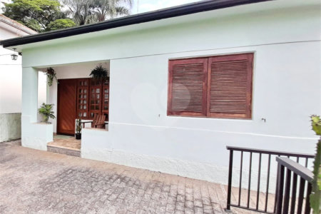 Sobrado à venda com 3 quartos em Água Fria, São Paulo, SP