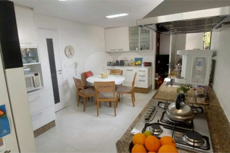 Apartamento à venda com 4 quartos, sendo 1 suíte,  em Tijuca, Rio de Janeiro, RJ
