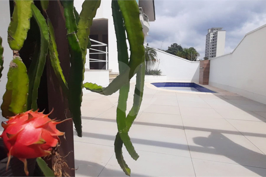 Sobrado à venda com 4 quartos, sendo 2 suítes, em Tucuruvi, São Paulo, SP