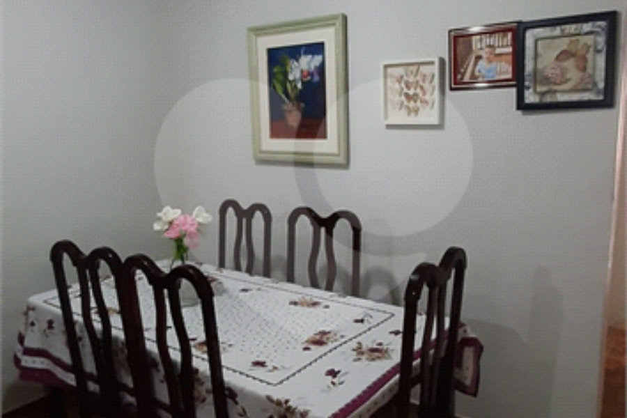 Sobrado à venda com 4 quartos em Santana, São Paulo, SP