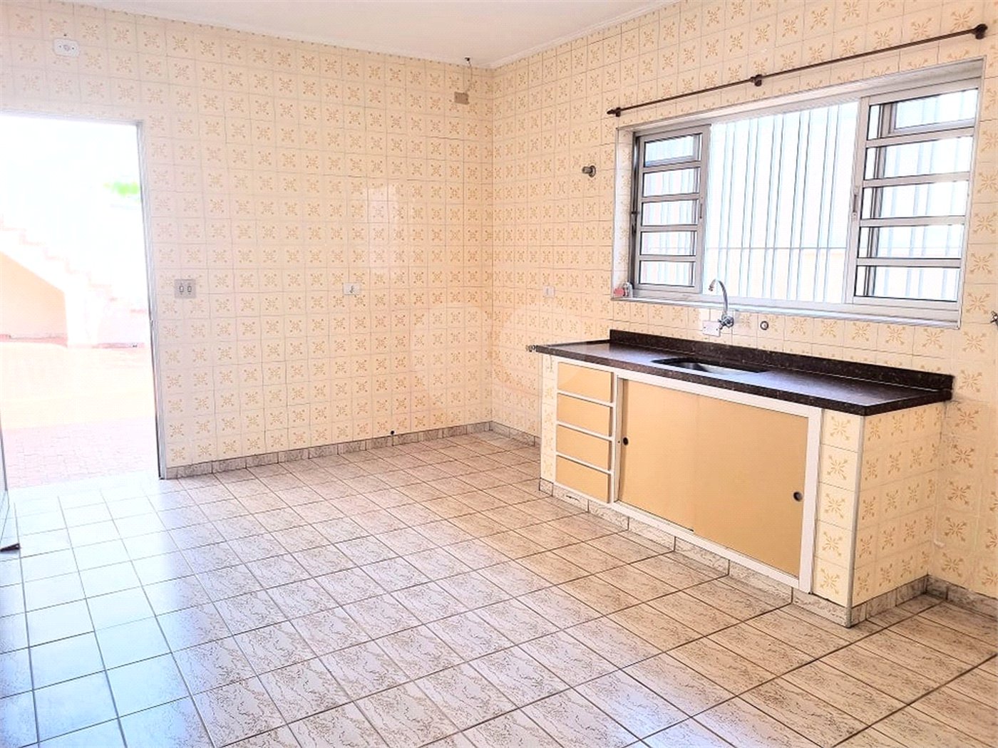 Casa à venda com 3 quartos, sendo 1 suíte, em Santana, São Paulo, SP