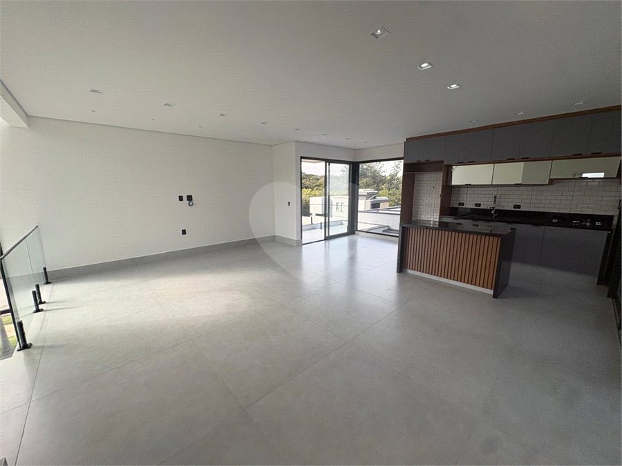 Casa à venda com 3 suítes no condomínio Alphaville Castello, Itu - SP