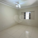 Casa para alugar com 4 quartos, sendo 3 suítes, em Vila Sfeir, Indaiatuba, SP