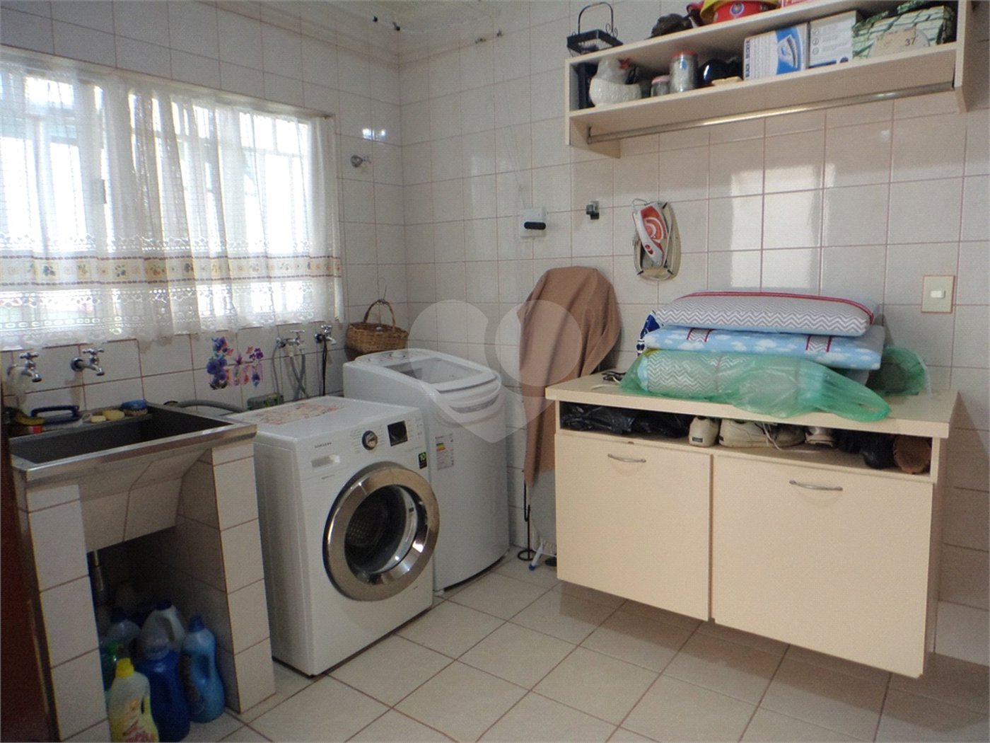 Casa à venda com 4 suítes em Nova Gardênia, Atibaia, SP