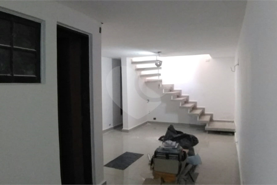 Casa à venda com 4 quartos, sendo 2 suítes, em Barreiro, Mairiporã, SP