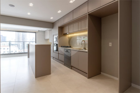 Apartamento à venda com 3 quartos, sendo 2 suítes, em Brooklin, São Paulo, SP