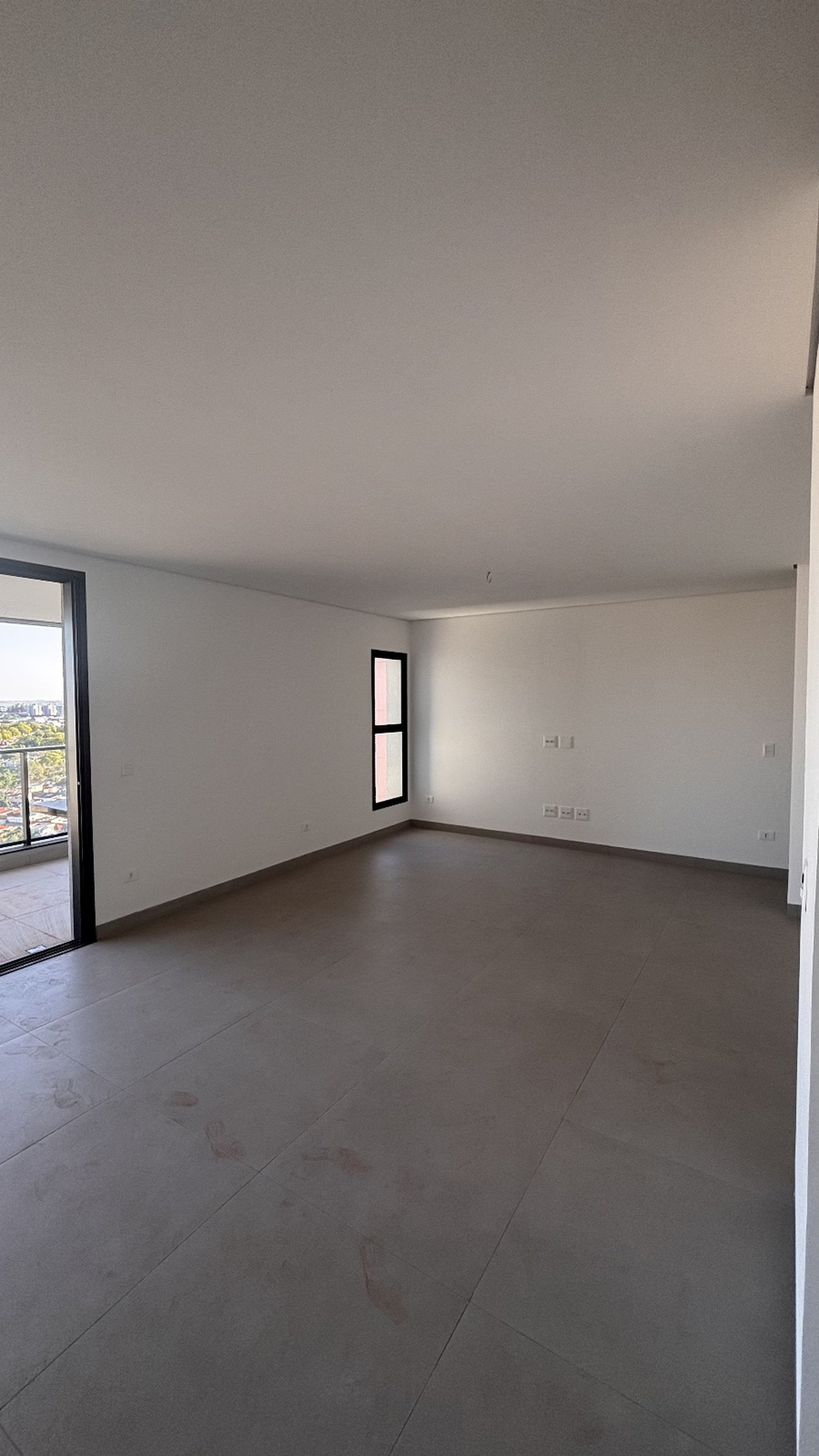 Apartamento à venda com 3 suítes em Edifício Majestic, Presidente Prudente, SP
