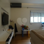 Apartamento à venda com 3 suítes em Alto da Lapa, São Paulo, SP