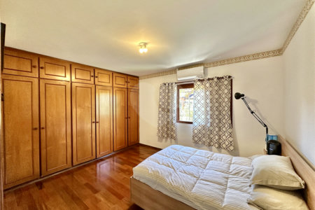 Casa à venda com 5 quartos, sendo 4 suítes,  no condomínio Parque dos Príncipes, São Paulo - SP