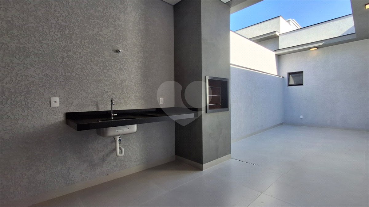 Casa à venda com 3 quartos, sendo 1 suíte, no condomínio Jardim Residencial Villagio Ipanema I, Sorocaba - SP