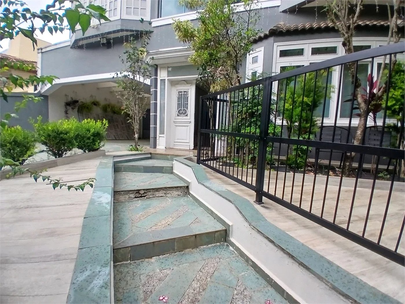 Sobrado à venda com 4 quartos, sendo 2 suítes, em Vila Ida, São Paulo, SP