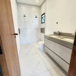 Casa à venda com 3 suítes no condomínio Residencial Central Parque, Salto - SP