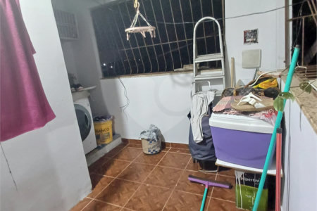 Sobrado à venda com 2 quartos, sendo 1 suíte, em Guaratiba, Rio de Janeiro, RJ