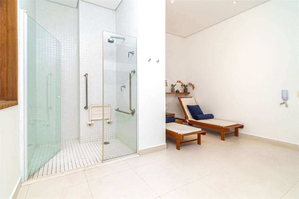 Apartamento à venda com 4 quartos, sendo 3 suítes,  em Campo Belo, São Paulo, SP