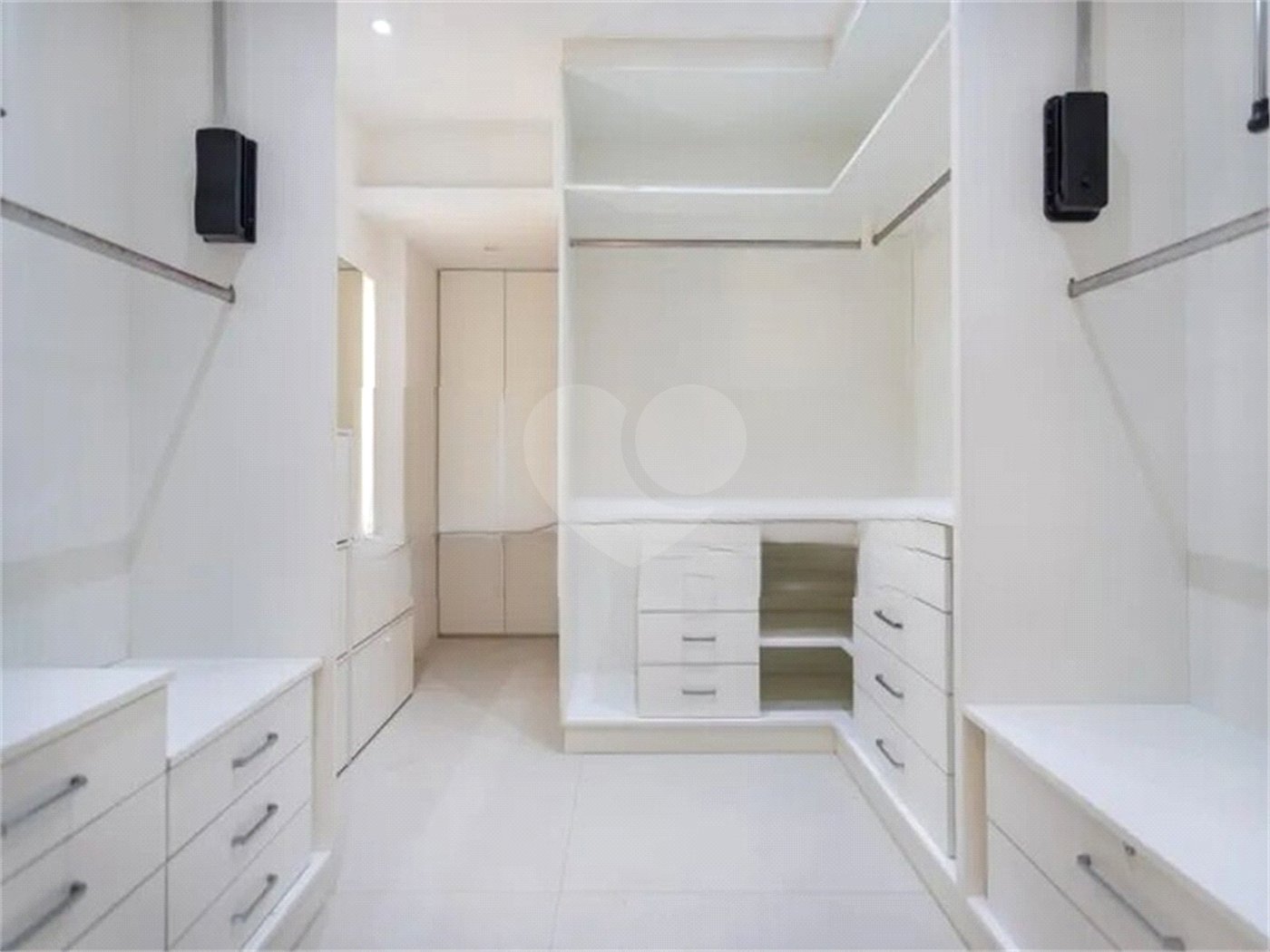 Apartamento à venda com 4 quartos, sendo 2 suítes, em Leblon, Rio de Janeiro, RJ