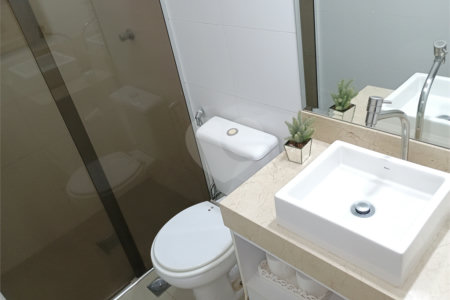 Casa à venda com 3 quartos, sendo 1 suíte, no condomínio Portal dos Pinheiros, Ribeirão Preto - SP