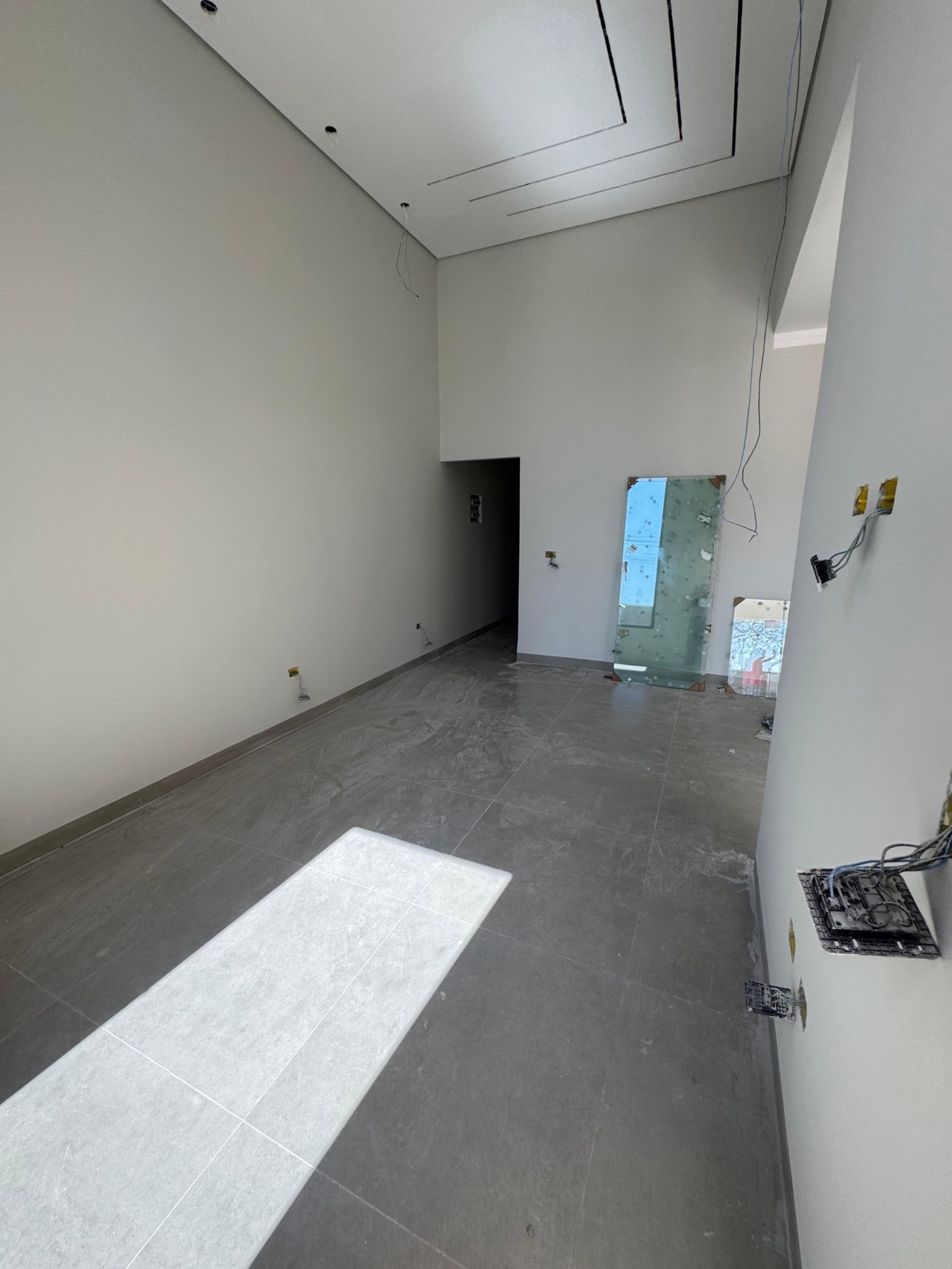 Casa à venda com 3 quartos, sendo 1 suíte, em Jardim dos Ipes, Três Lagoas, MS