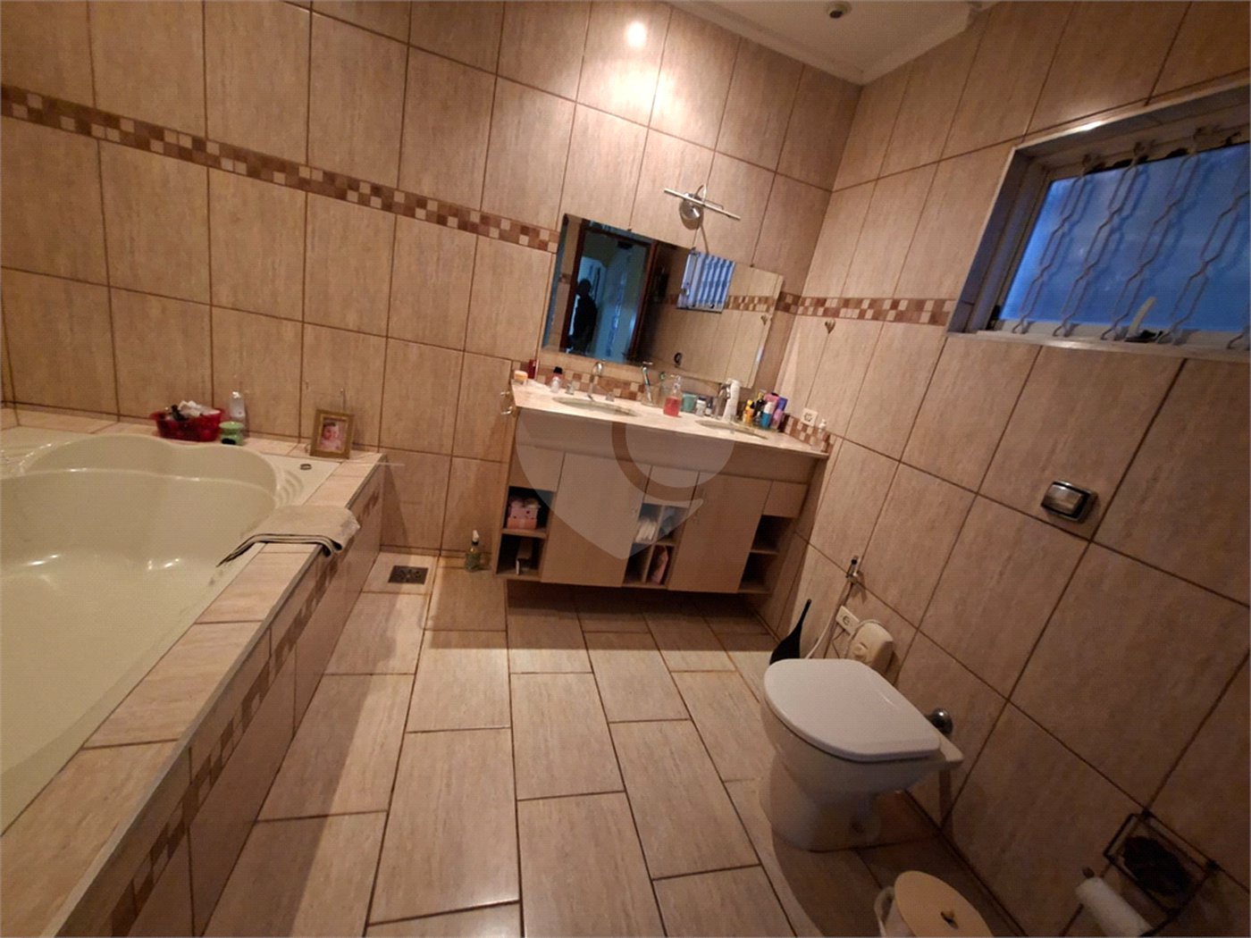 Chácara à venda com 3 quartos, sendo 1 suíte,  em Ribeirãozinho, Alambari, SP