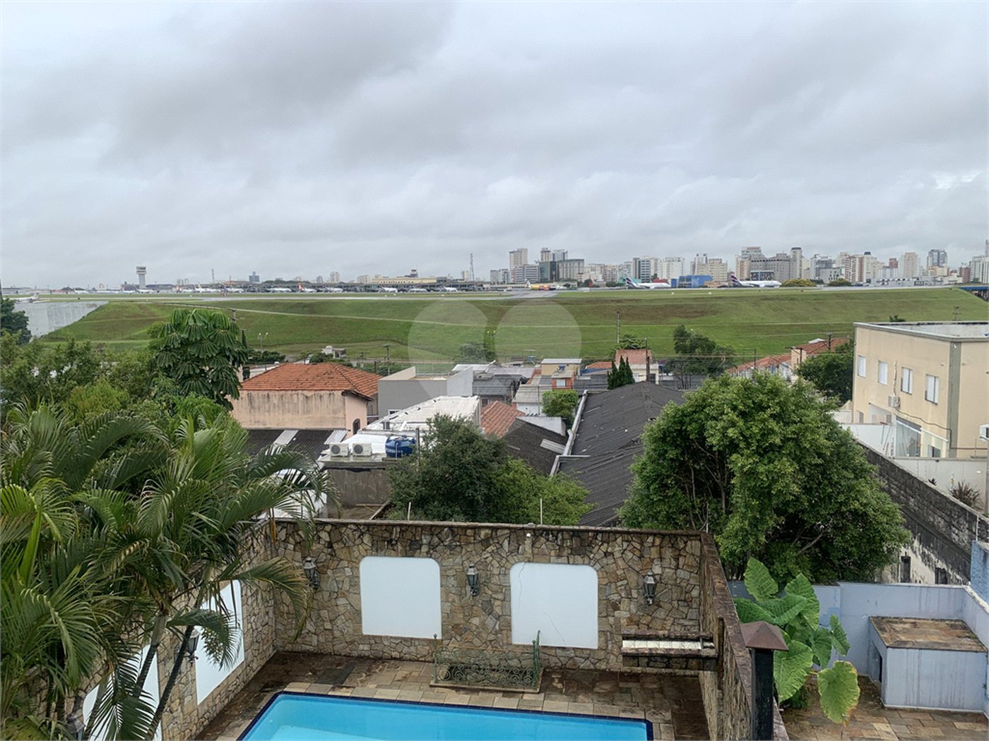 Sobrado à venda com 4 quartos, sendo 3 suítes, em Planalto Paulista, São Paulo, SP