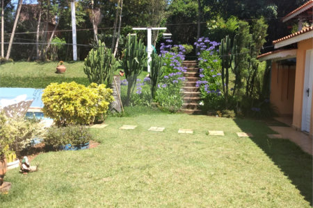 Chácara à venda com 4 quartos, sendo 1 suíte,  em Vila Dom Pedro, Atibaia, SP