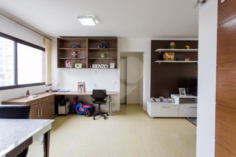 Apartamento à venda com 2 quartos, sendo 1 suíte, em Moema, São Paulo, SP