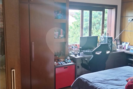 Casa à venda com 5 quartos, sendo 4 suítes, no condomínio Santa Teresa, Jundiaí - SP