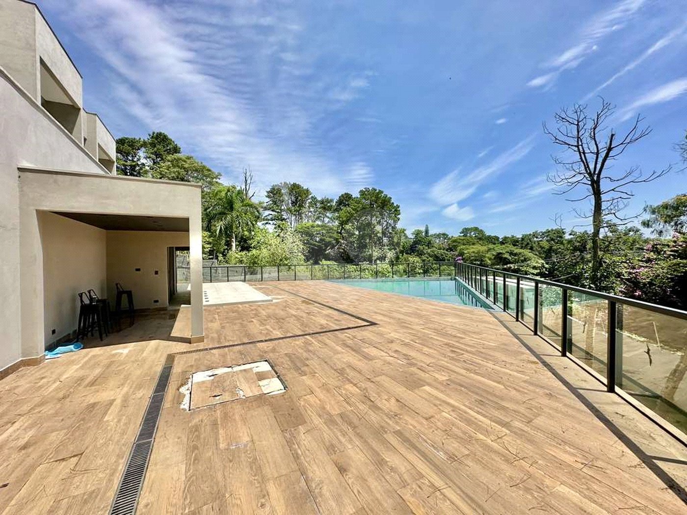 Casa à venda com 2 suítes no condomínio Gran Loft, Cotia - SP