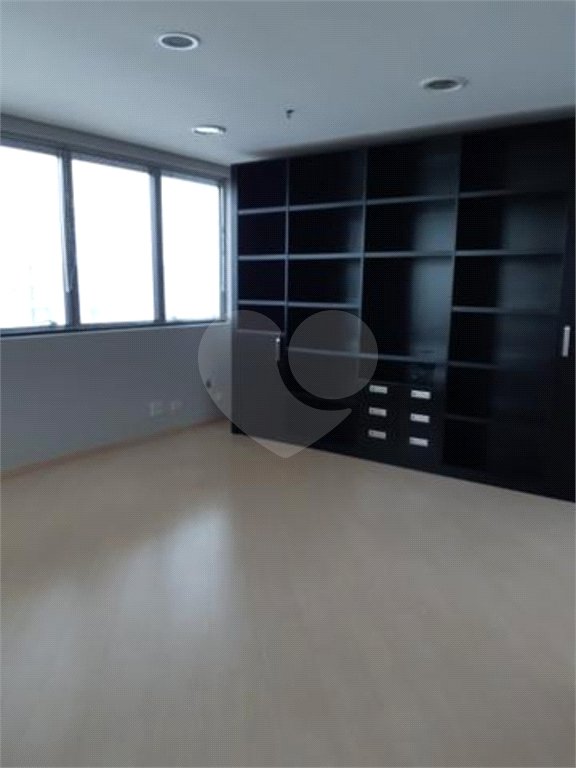 Sala à venda em Liberdade, São Paulo, SP