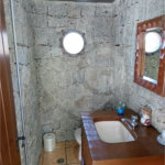 Casa à venda com 3 quartos, sendo 2 suítes, no condomínio Alpes de Caieiras, Caieiras - SP