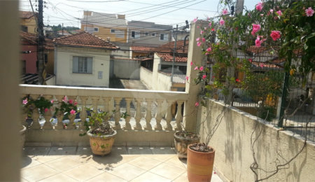 Sobrado à venda com 3 quartos, sendo 1 suíte,  em Campo Grande, São Paulo, SP