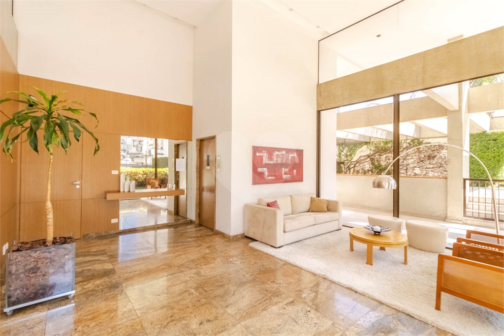 Apartamento à venda com 3 suítes em Itaim Bibi, São Paulo, SP