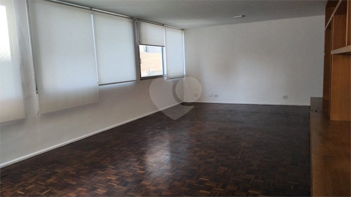 Apartamento à venda ou para alugar com 3 quartos, sendo 1 suíte, em Itaim Bibi, São Paulo, SP