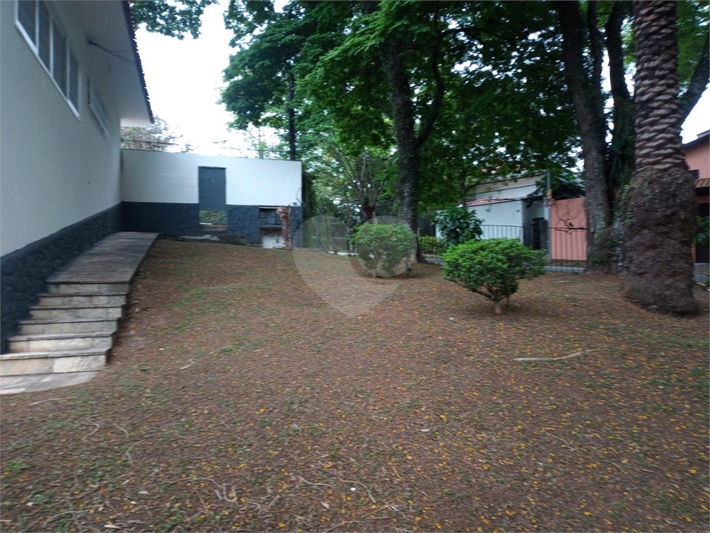 Casa Térrea à venda ou para alugar com 3 quartos, sendo 1 suíte, em Caxingui, São Paulo, SP