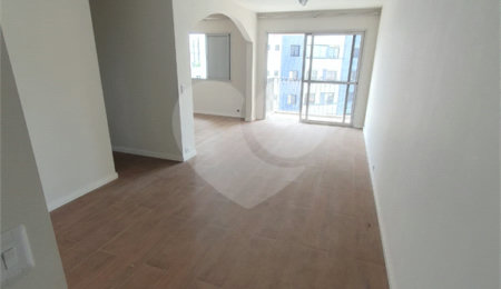Apartamento à venda com 2 quartos, sendo 1 suíte,  em Vila Regente Feijó, São Paulo, SP