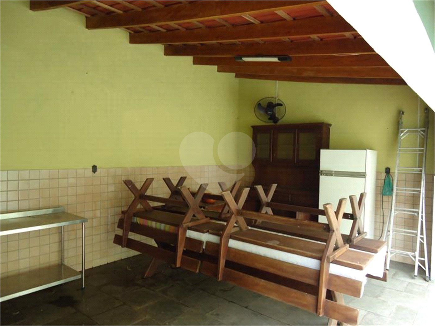 Sobrado à venda com 2 suítes em Tremembé, São Paulo, SP