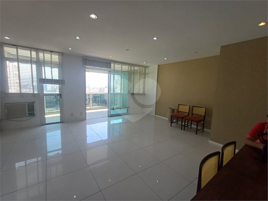Apartamento à venda com 4 quartos, sendo 1 suíte, em Tijuca, Rio de Janeiro, RJ