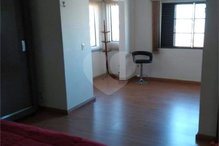 Casa de Vila à venda com 3 suítes em Vila Nova, Itapetininga, SP