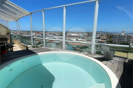 Cobertura à venda com 3 suítes em Braga, Cabo Frio, RJ