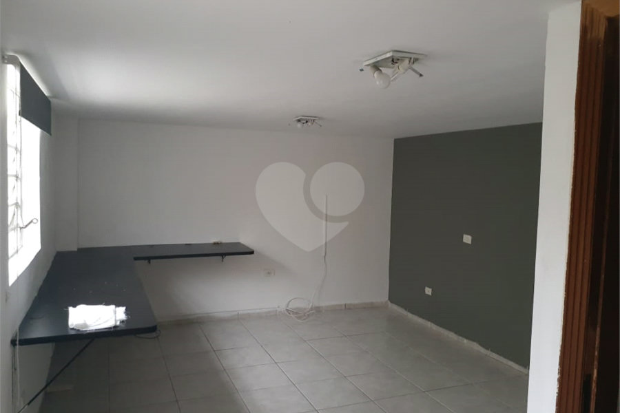 Sobrado à venda com 4 quartos, sendo 2 suítes, em Tremembé, São Paulo, SP