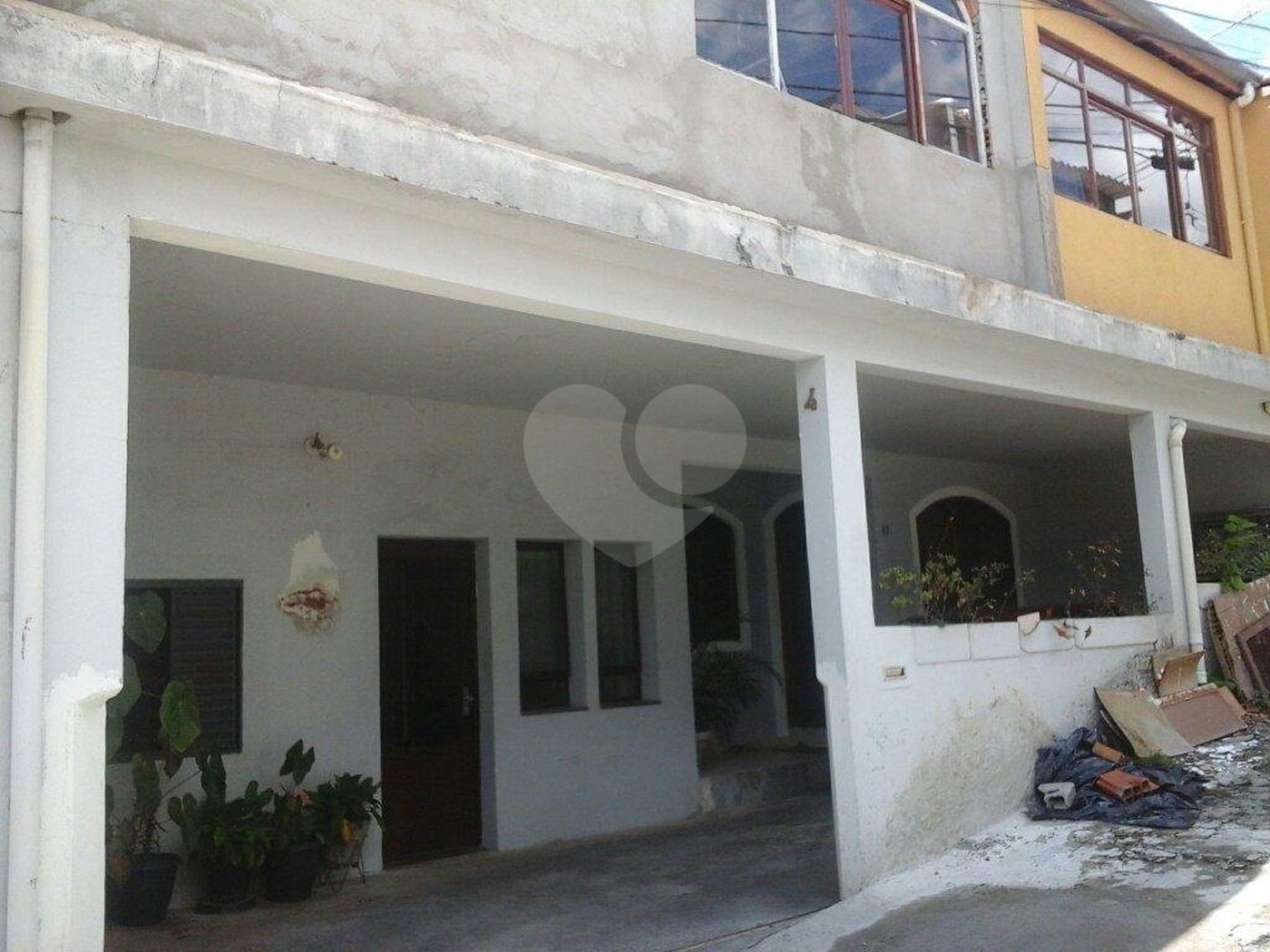 Casa de Vila à venda com 4 quartos, sendo 1 suíte, no condomínio Travessa Isadora,4, São Paulo - SP