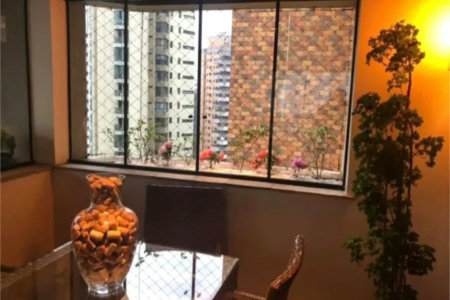 Apartamento para alugar com 4 quartos, sendo 2 suítes,  em Vila Andrade, São Paulo, SP