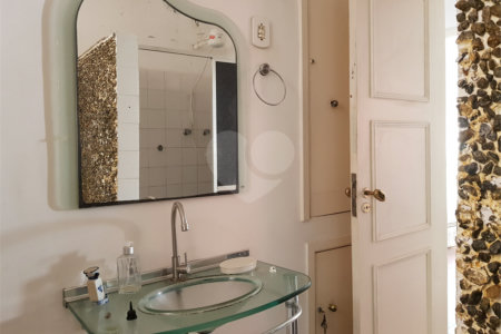 Apartamento à venda com 3 quartos, sendo 1 suíte,  em Copacabana, Rio de Janeiro, RJ