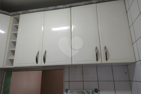 Apartamento à venda com 3 quartos, sendo 1 suíte, em Vila Rubens, Mogi das Cruzes, SP