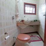 Casa à venda com 4 suítes no condomínio Estância Marambaia, Vinhedo - SP