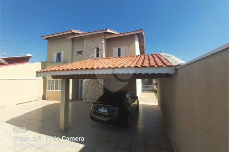 Casa à venda com 4 quartos, sendo 2 suítes, em Residencial Jardim Perolla, Itupeva, SP