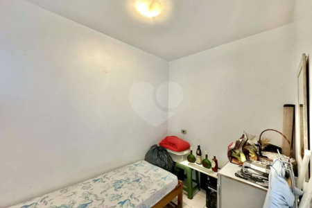 Sobrado à venda com 4 quartos, sendo 2 suítes, em Jardim Jussara, São Paulo, SP