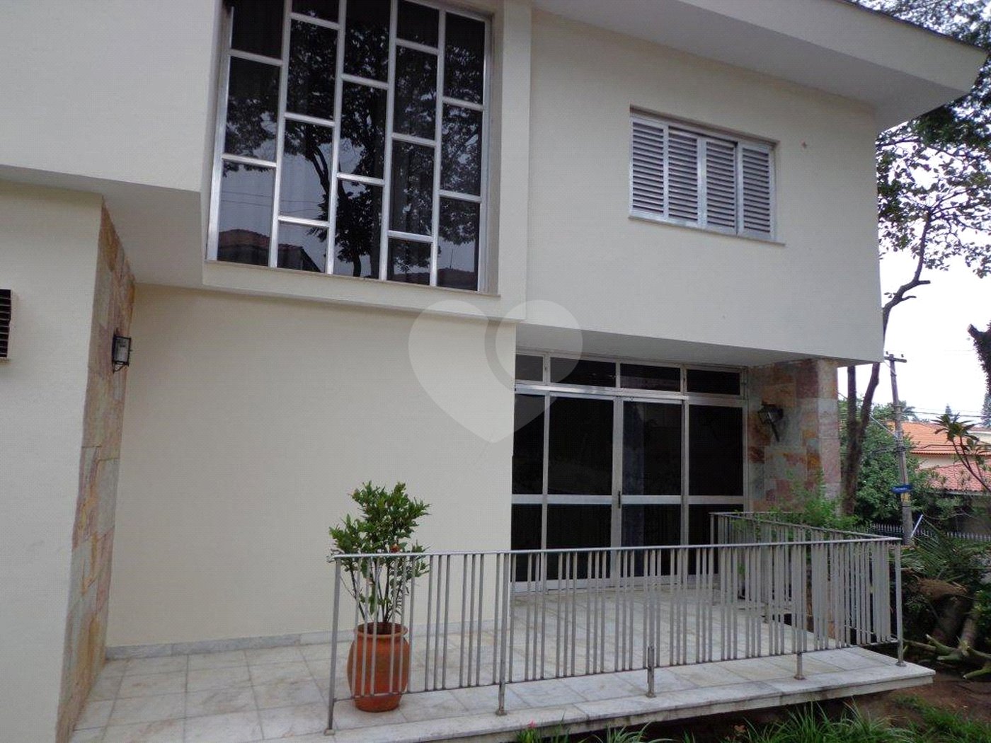 Casa à venda com 4 quartos, sendo 2 suítes,  em Jardim Bonfiglioli, São Paulo, SP