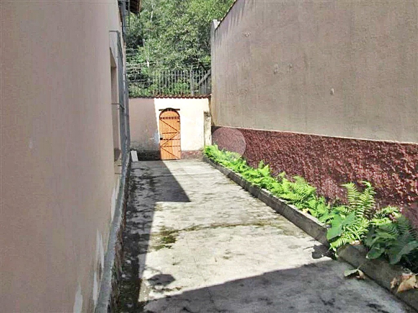 Sobrado à venda com 4 quartos, sendo 2 suítes, em Jardim Floresta, São Paulo, SP