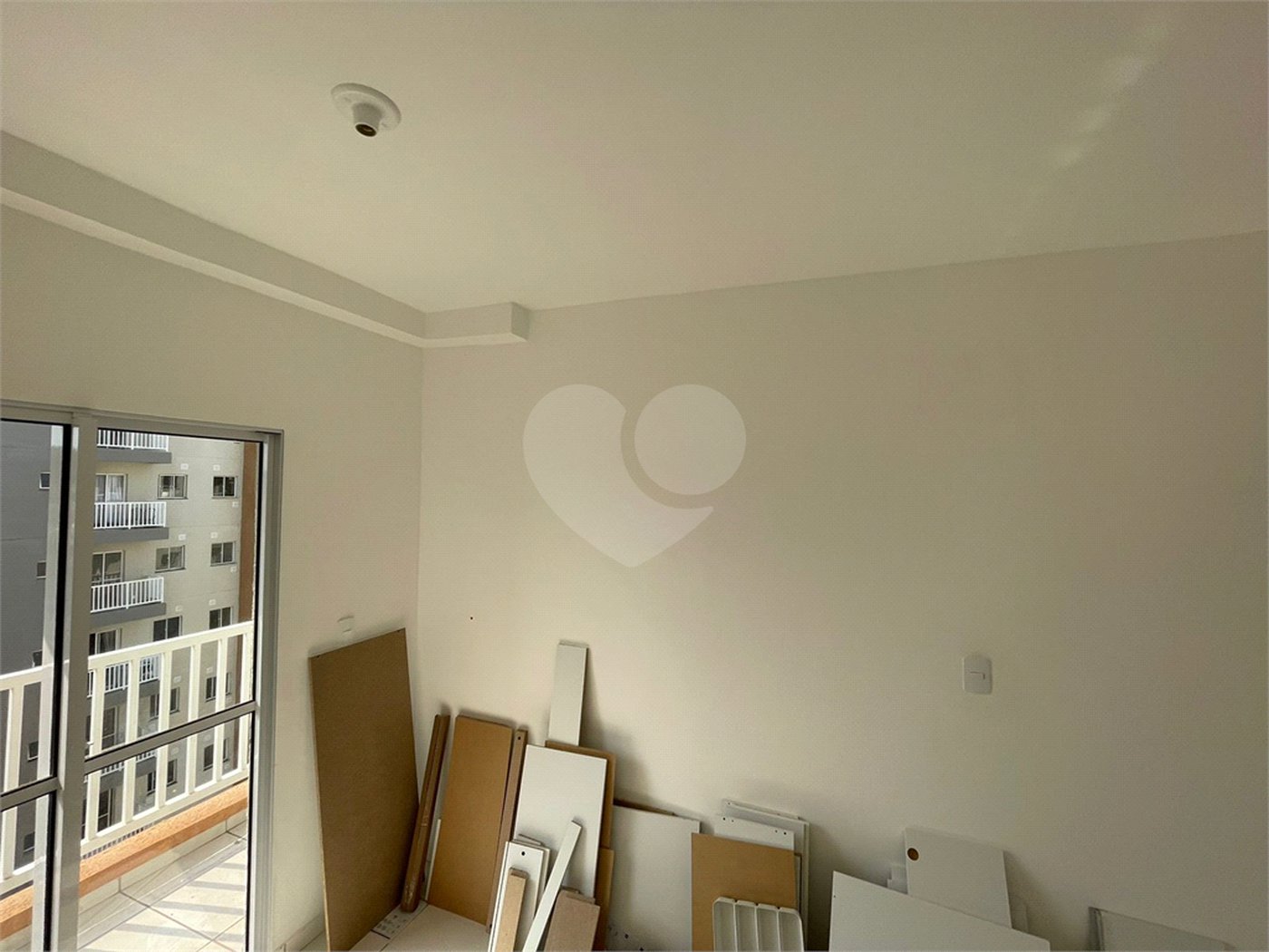 Apartamento para venda ou locação no Condomínio Residencial Vila das Flores