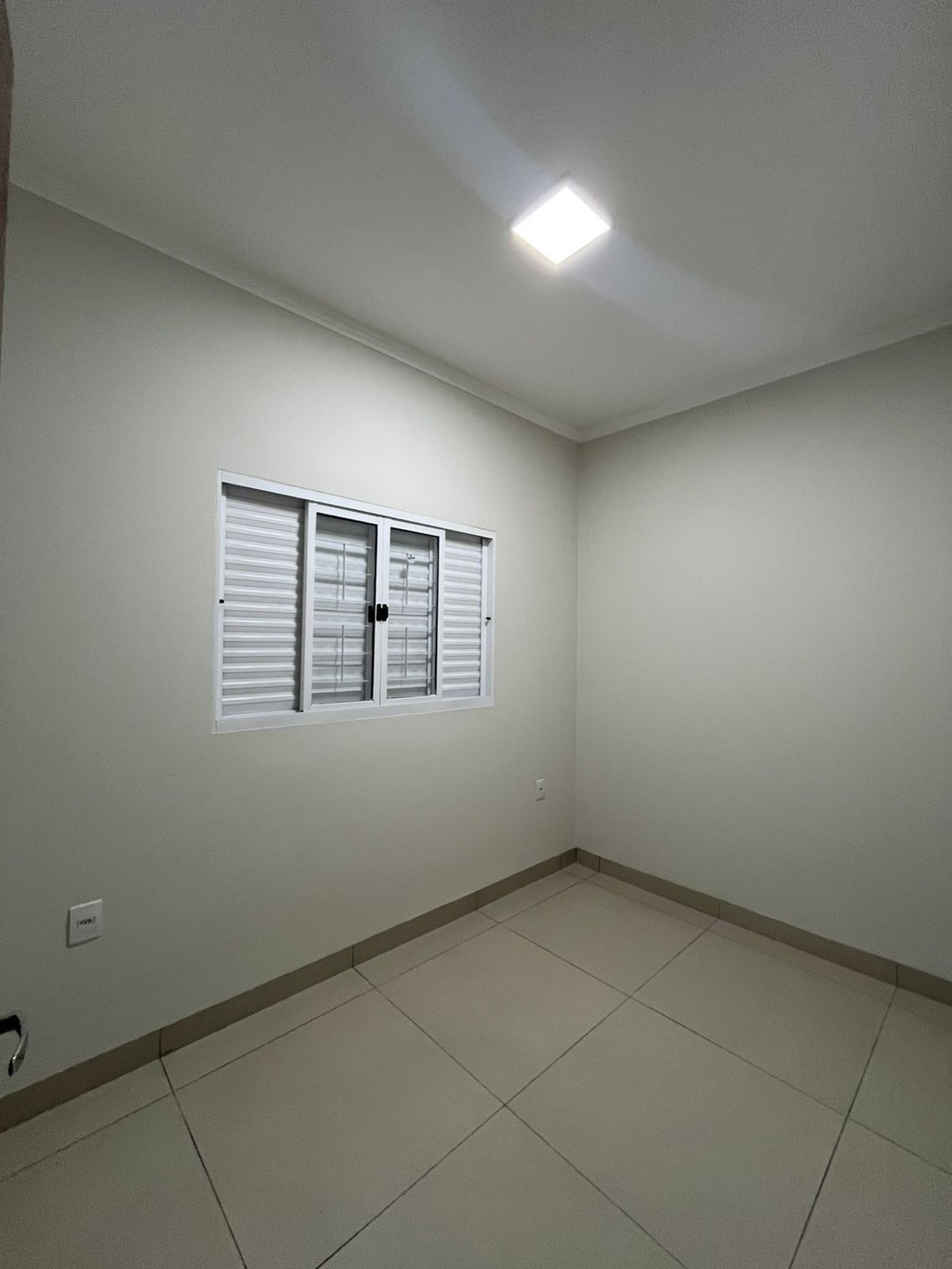 Casa à venda com 2 quartos, sendo 1 suíte,  em Jardim Nova Americana, Três Lagoas, MS
